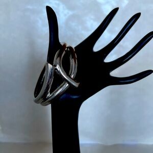 Elegant Silver Women's Bracelet